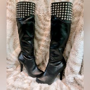 💥BCB Generation High heeled boots - Size 6